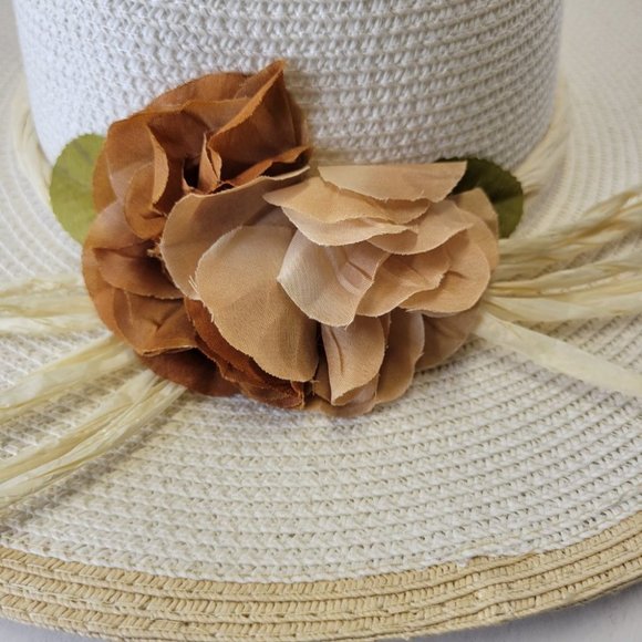 White Paper Straw Hat with Floral Embellish Wide Brim Sun Beach Hat main image 14